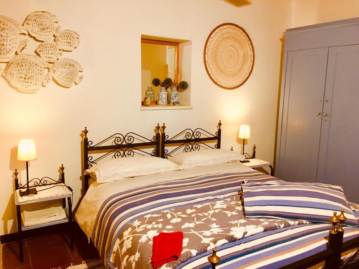B&B Ca De Badin Нолі Екстер'єр фото
